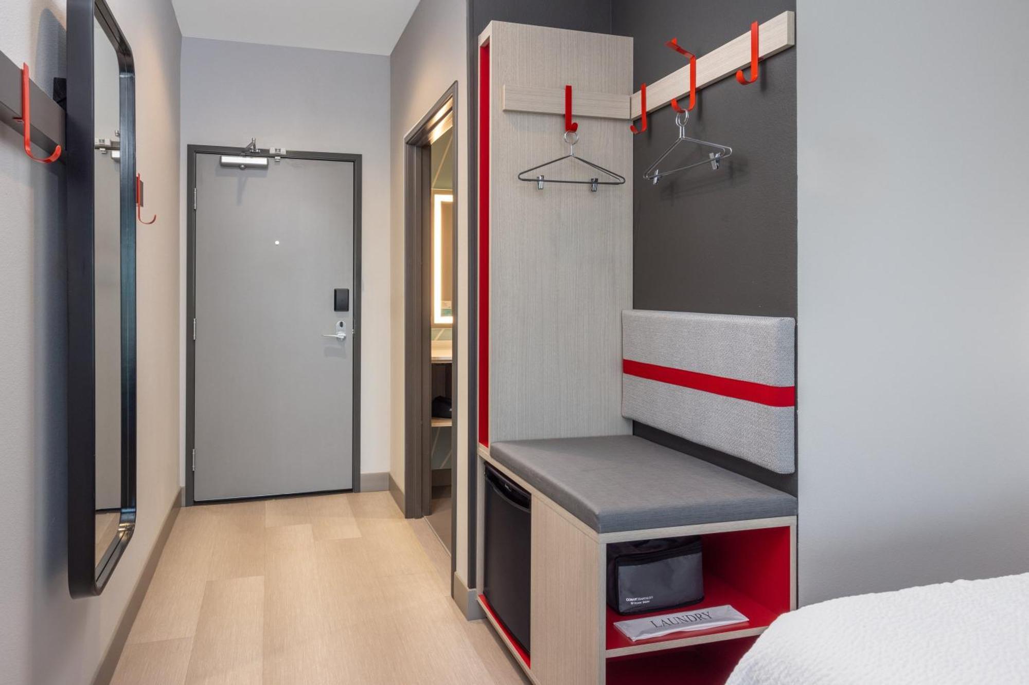 Avid Hotels Billings West By Ihg エクステリア 写真